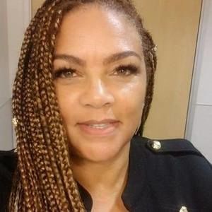 Meet your Posher, Lea